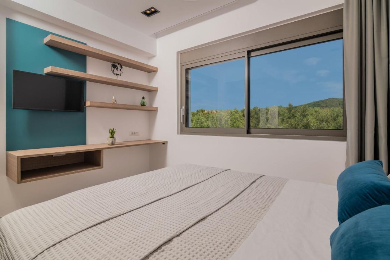 Antonia Villa - Luxurious Serenity With Private Pool, By Zantewize Kalipádhon Exterior foto