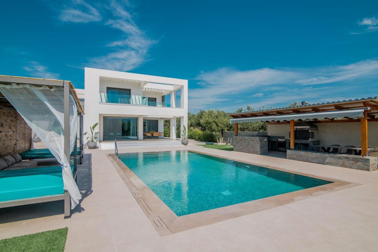 Antonia Villa - Luxurious Serenity With Private Pool, By Zantewize Kalipádhon Exterior foto